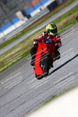 media/Jan-21-2023-Fastrack Riders (Sat) [[fcf3f88a30]]/Level 1-RDS/Session 3 Turn 6-Mountian Shot/